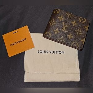 Louis Vuitton Multiple Style Monogram Mens Wallet